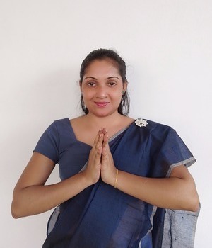 Tour consultant Ishara